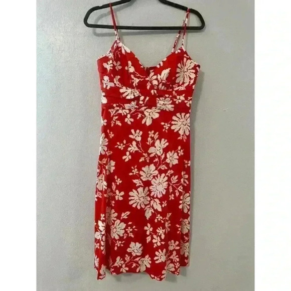 Donna Morgan Dresses & Skirts - Donna Morgan adjust strap‎ dress Size 8